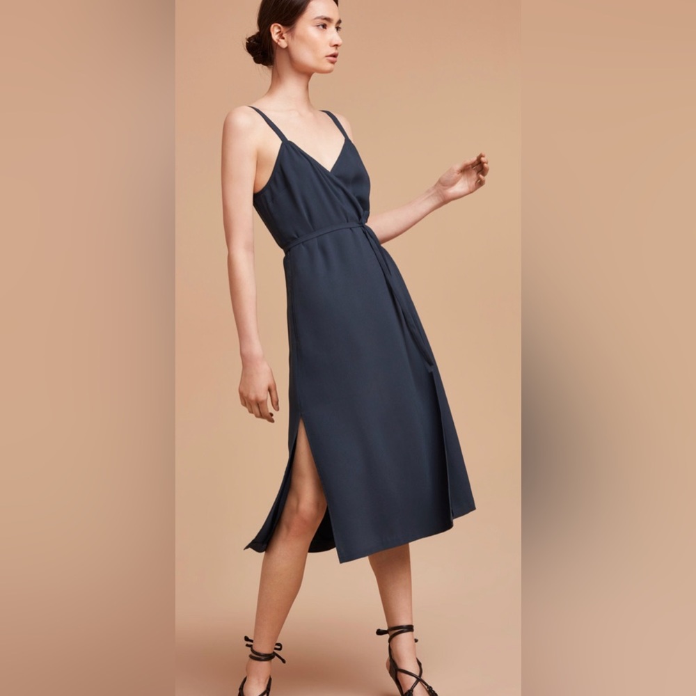 ARITZIA WILFRED astere wrap midi dress navy blue size XS